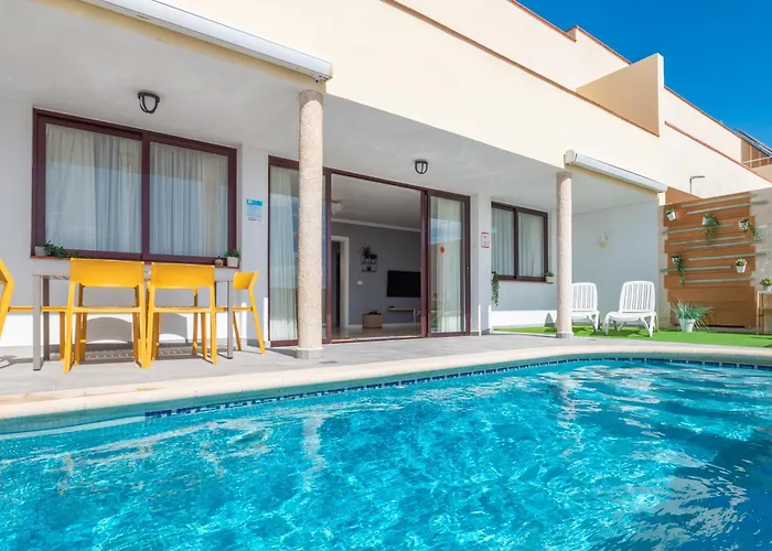 Casa Tejales With Climatized Private Pool 別荘 エル・メダノ